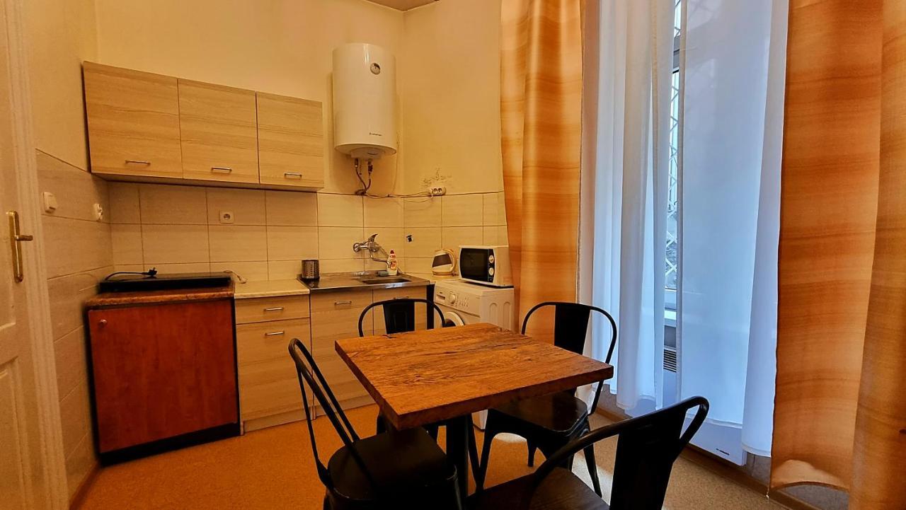 Vavelsky Apartments - Old Town Krakkó Kültér fotó