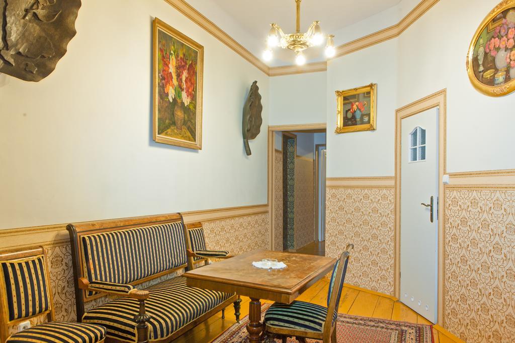 Vavelsky Apartments - Old Town Krakkó Kültér fotó
